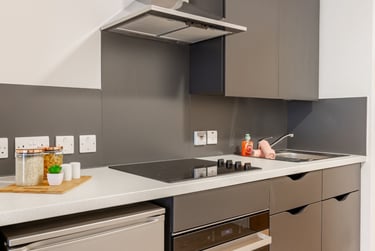 Skyline Silver Studio at Pavilion Court, 20 First Way, Wembley, London, HA90PE - Image 4